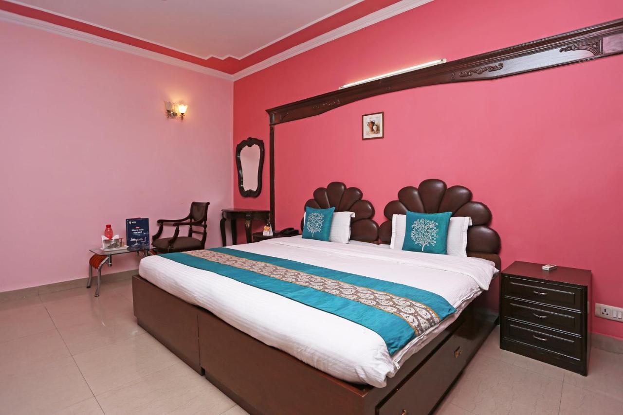 Oyo Near Mg Road Near Aravali Biodiversity Park Gurgaon Extérieur photo