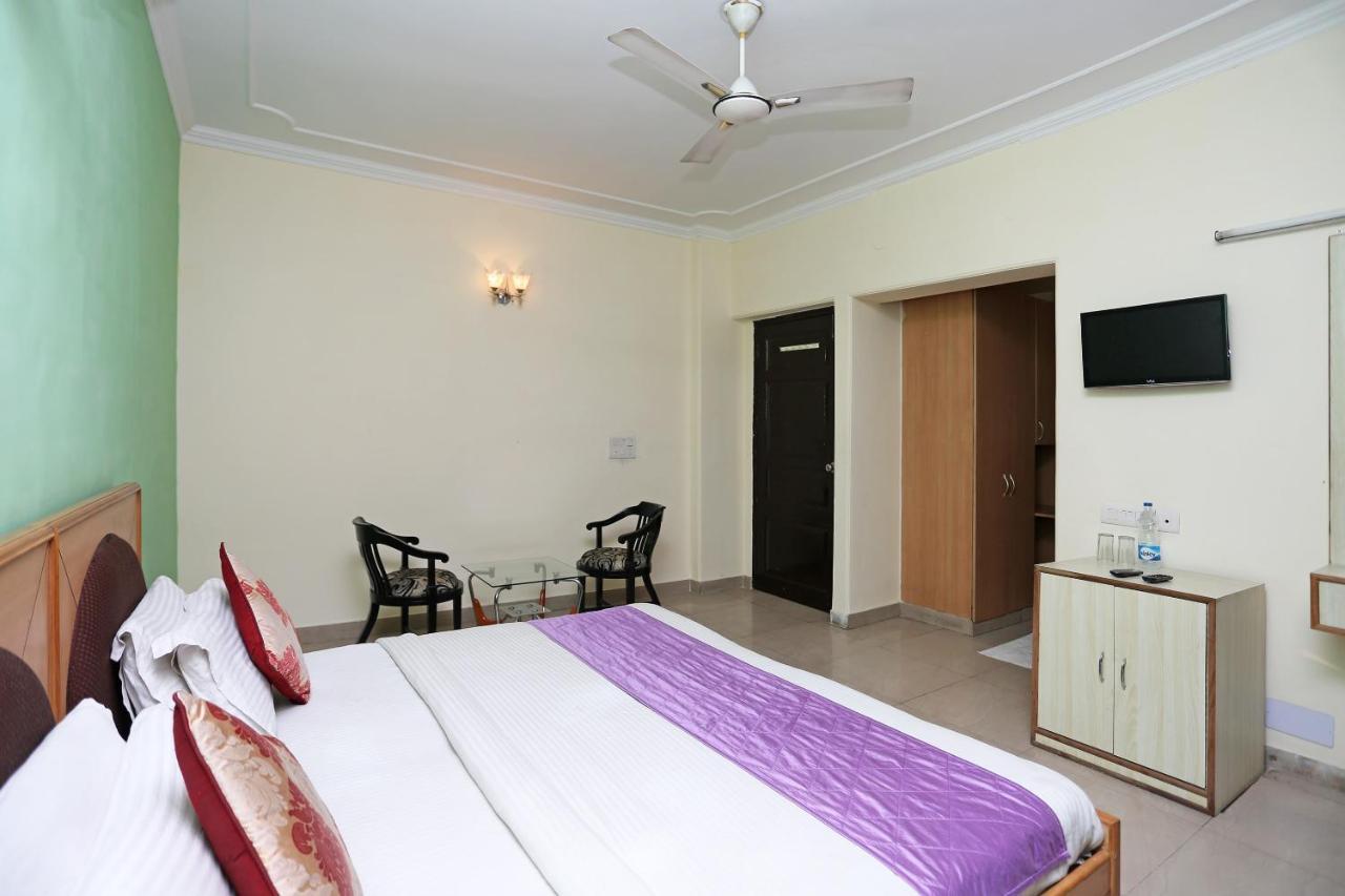 Oyo Near Mg Road Near Aravali Biodiversity Park Gurgaon Extérieur photo